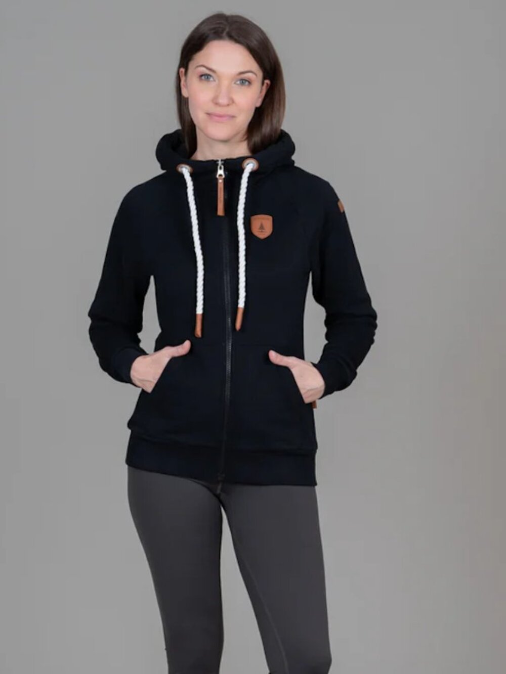 Wanakome Hera Black Full-Zip Hoodie, size XXL